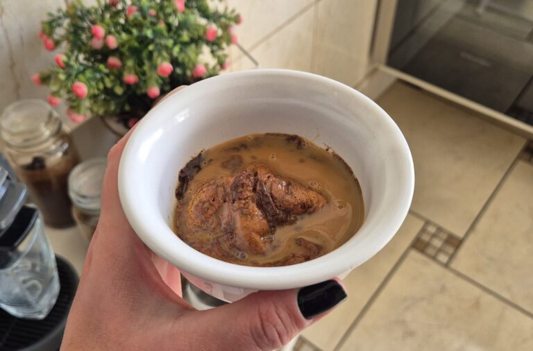 Bolo de doce de leite sem açúcar ⭐